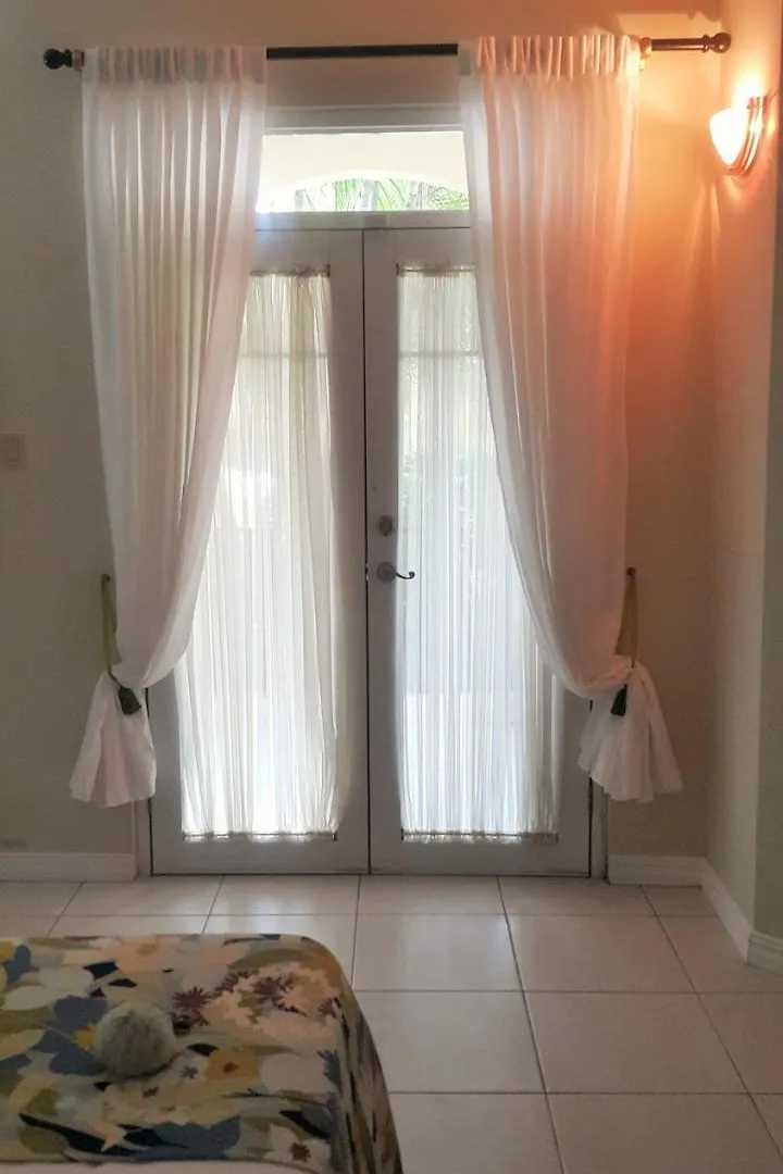 Pen Hall Bnb Ocho Rios Runaway Bay